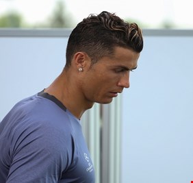 بخلاف أزمة الضرائب.. هل يملك رونالدو دوافع أخرى للرحيل عن ريال مدريد؟
