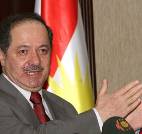 البرزاني: اتصلت بالعبادي وقلت له نريد الإستقلال بشكل سلمي وبدون عنف او مشاكل معكم !!