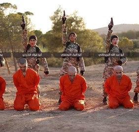 خطر ما بعد داعش  ..1600 طفل متدربون على قطع الرؤوس