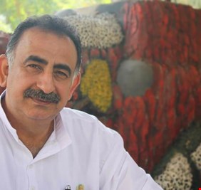 إنقذوا المنقذ .. برنامج وجيه عباس يتعرض لمؤامرة