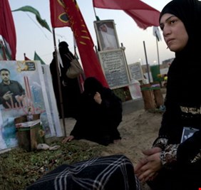 العوامية تنتفض على النظام السعودي.. ومداهمات واسعة