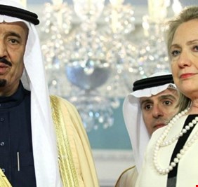 كلينتون: أمل حكام السعودية... وإلا الغرق