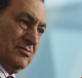 تسريب لمبارك يتهم السيسي بالخيانة... 