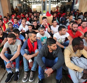 إيطاليا تتجه إلى 