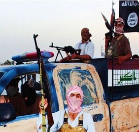 أجانب داعش يقتلون والي تلعفر