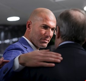 بالأسماء: زيدان يسلم بيريز قائمة المطلوبين في ريال مدريد