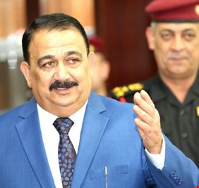 غدا .. وزير الدفاع إلى أيران