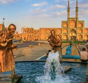 سبب عدم ارتداء ربطة عنق...6 معلومات عن إيران