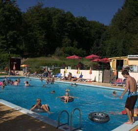 قريبا... افتتاح مسابح مختلطة في العراق