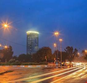 السفارة الأمريكية ترد : لا علاقة لنا بمول الحارثية