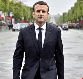 تسريبات ويكيليكس تفضح الرئيس الفرنسي الجديد