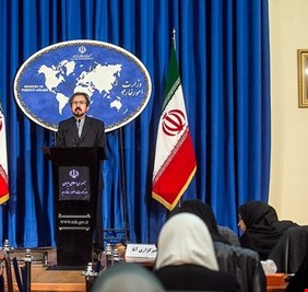 ايران غير مكترثة لزيارة الصدر الى السعودية