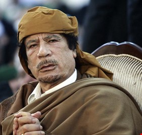 دولة عربية وأخرى أجنبية وراء مقتل القذافي