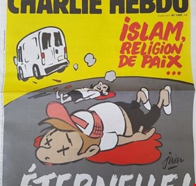 مجلة شارلي إيبدو الساخرة تنشر رسماً يسيء لمشاعر المسلمين.. ماذا قالت فيه؟