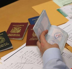 الولايات المتحدة تخطط لتقييد جديد يخص التأشيرات