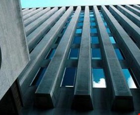 العراق والبنك الدولي يتفقان على تنفيذ المشروع الطارئ لدعم استقرار المناطق المستعادة