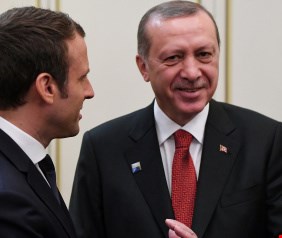 الرئيس الفرنسي : حياتي ليست رائعة فأنا مضطر للحديث كل 10 أيام مع أردوغان