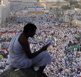 رقم مخيف لعدد المكالمات التي أجراها الحجاج