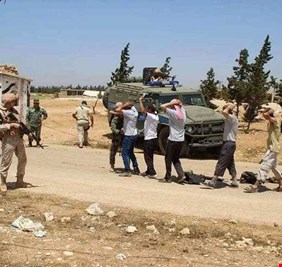 ثلث الدواعش في صفقة حزب الله، انقلبوا على تنظيمهم وانضموا لقوات الأسد