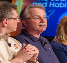 مدير في ناسا: لو تعلمون ما نفعل لن تناموا أبدًا