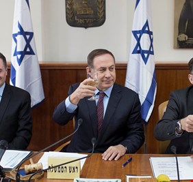 أمير سعودي يزور إسرائيل سرا