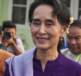 معهد نوبل يرد على مطالب سحب الجائزة من زعيمة ميانمار