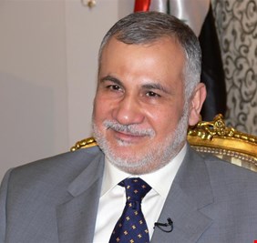 انباء عن توقيف فلاح السوداني في مطار بيروت