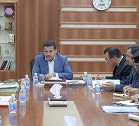 التحرش على طاولة الداخلية