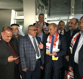 وزير النقل يدشن خط موسكو - بغداد بوفد قوامه 90 شخصاً  محظوظاً