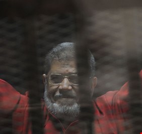 دعوى قضائية لإسقاط الجنسية عن الرئيس المصري الأسبق