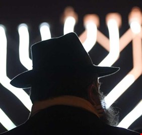 قطر تتقرب من الغرب بجثث إسرائيليين