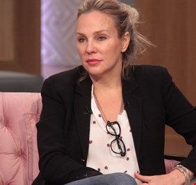 ممثلة مصرية: أصوات بعض المؤذنين تدفع إلى الكفر