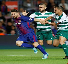 مدرب إيبار يطلق أسم جديد على ميسي