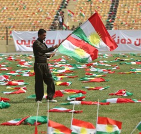 الاستفتاء في كركوك، احتفالات واعتراضات وأياد على الزناد