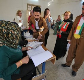 المفوضية تكشف عن استخدام حبر مزور في استفتاء كردستان