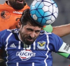 الصقور يتاهل الى نهائي كاس الاتحاد الاسيوي