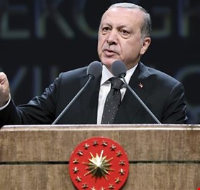 اردوغان: بارزاني خائن وسيدفع الثمن