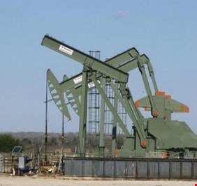 تراجع أسعار النفط بعد ارتفاع قوي في الربع الثالث