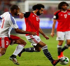 ثنائية صلاح تطير بمصر إلى مونديال روسيا 2018
