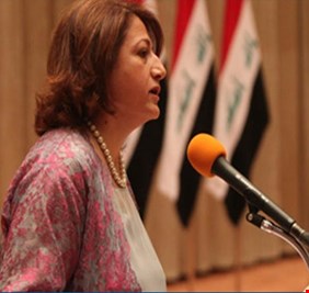 من البرلمان ، آلاء طالباني تتراجع : حادثة العلم غير مقصودة !