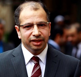 بالفيديو، نائب يتصل برئيس الوزراء ويفضح كذبة سليم الجبوري حول سفره الى اربيل !