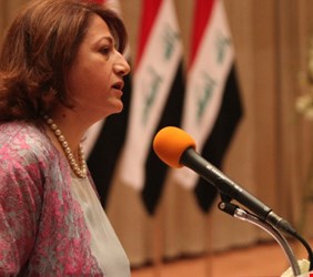 آلاء الطالباني من على شاشة العربية الحدث تفضح برزاني وتتهم عائلته بالجبن  والفساد