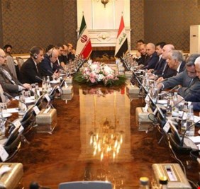 العبادي من طهران: لن نقبل إلا بإلغاء الاستفتاء والالتزام بالدستور