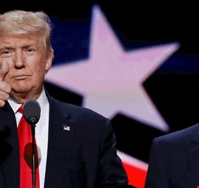 بعد اتهامه بالتآمرـ وضع مساعد سابق لترامب في الإقامة الجبرية