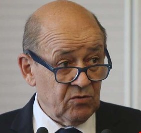 باريس تلمح إلى أن الحريري مقيّد الحركة