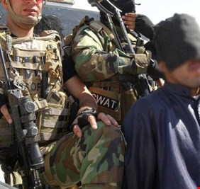 الأمن النيابية : لا صحة لوجود وساطات تسعى  لإطلاق سراح 1000 داعشي محتجز في العراق ..