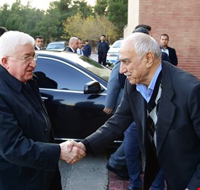 الرئیس معصوم یزور حرکة التغییر