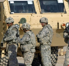 استجابة لرجاء وتوسل البرزاني، قوة امريكية تدخل كركوك لحماية أمنها !