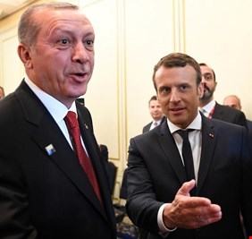 أردوغان وماكرون يطالبان ترمب بالتراجع عن قرار القدس