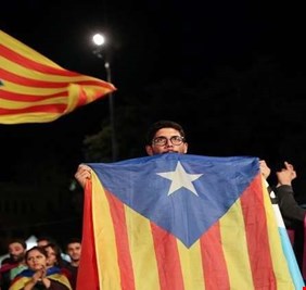 أحزاب الانفصال في كتالونيا ستخسر الأغلبية في الانتخابات